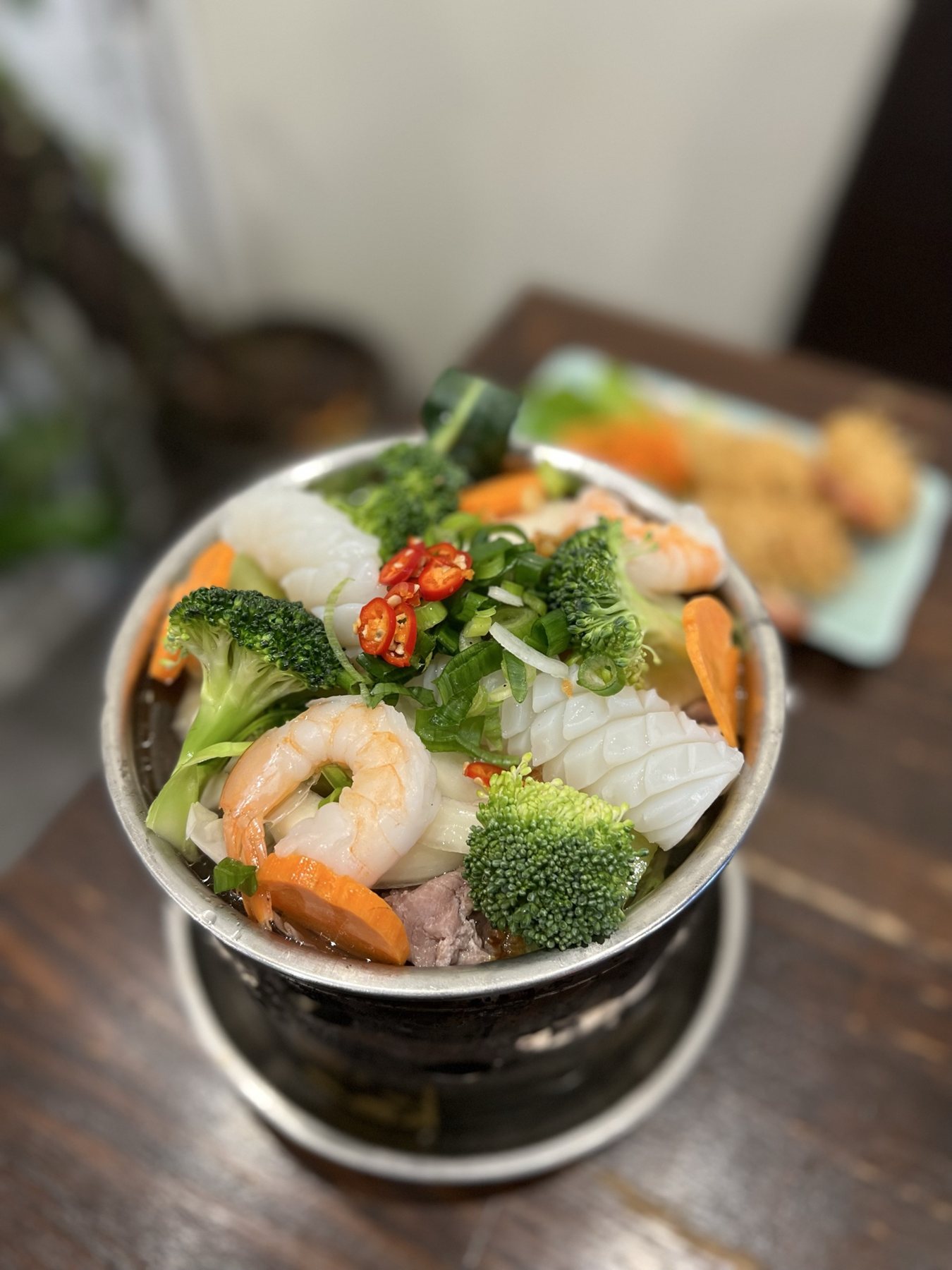 Vietnamese plate served at Gia Đình